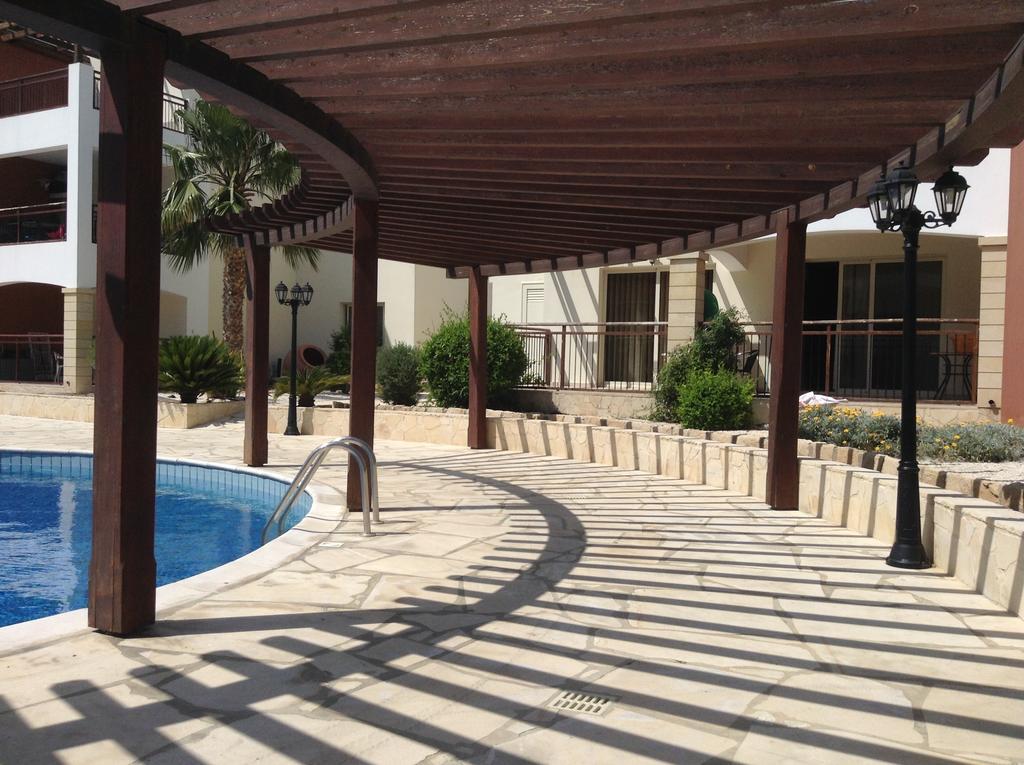 Adriana Holiday Resort 파포스 외부 사진