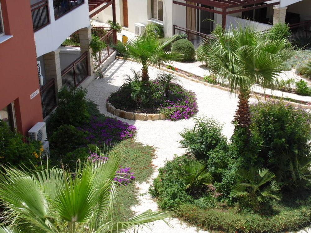 Adriana Holiday Resort 파포스 외부 사진